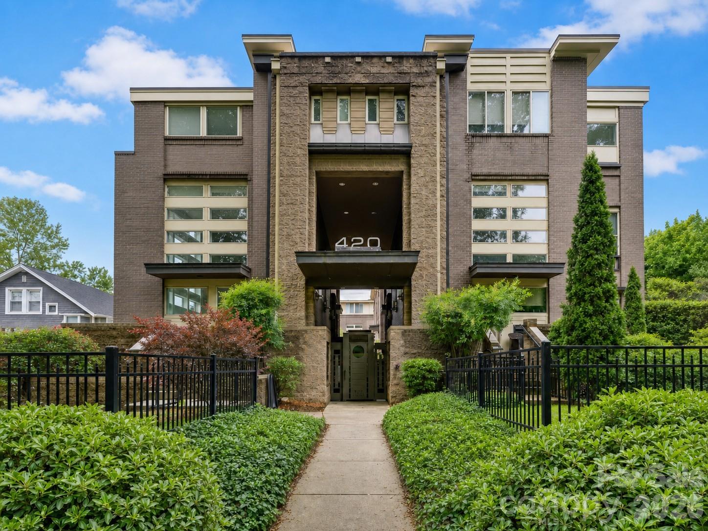 420 Queens Road 3 — photo