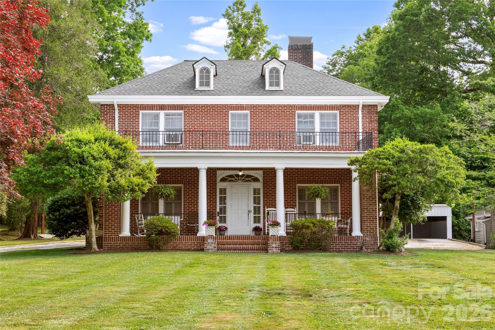 1518 Greenville Highway — photo