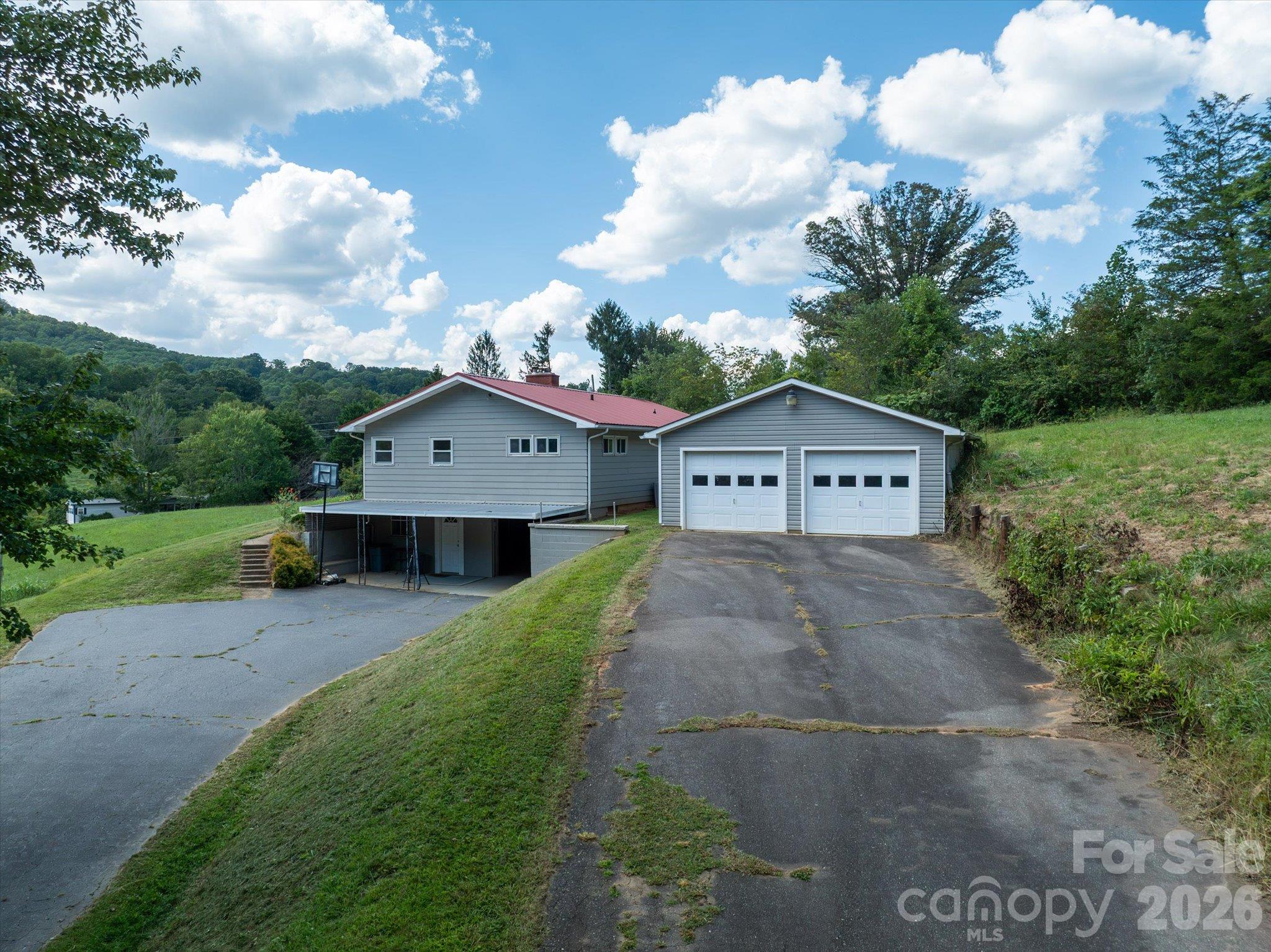 20 Cedar Farm Road — photo
