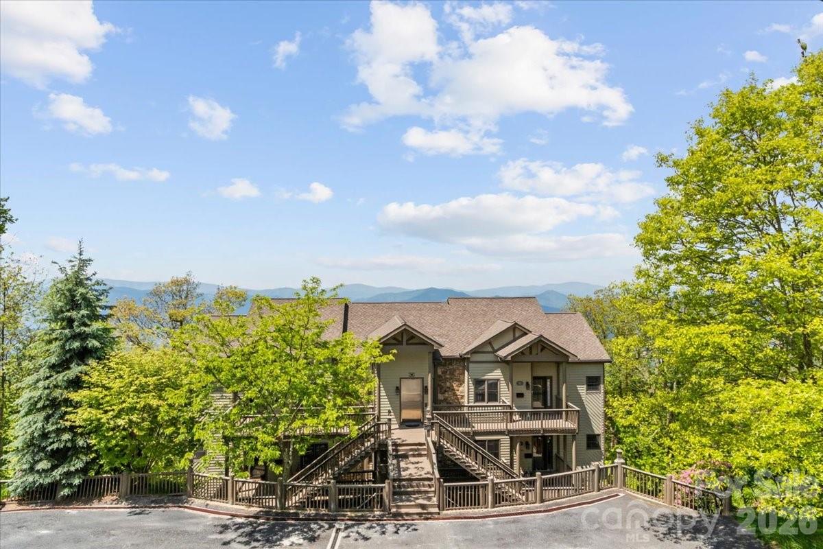 30 Club Villa Court B2 — photo