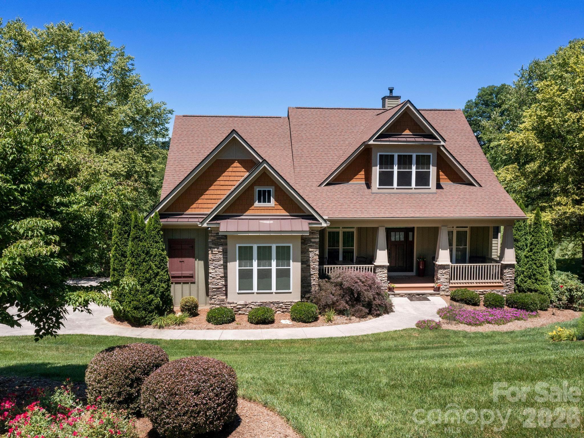 32 Lake Vista Drive — photo