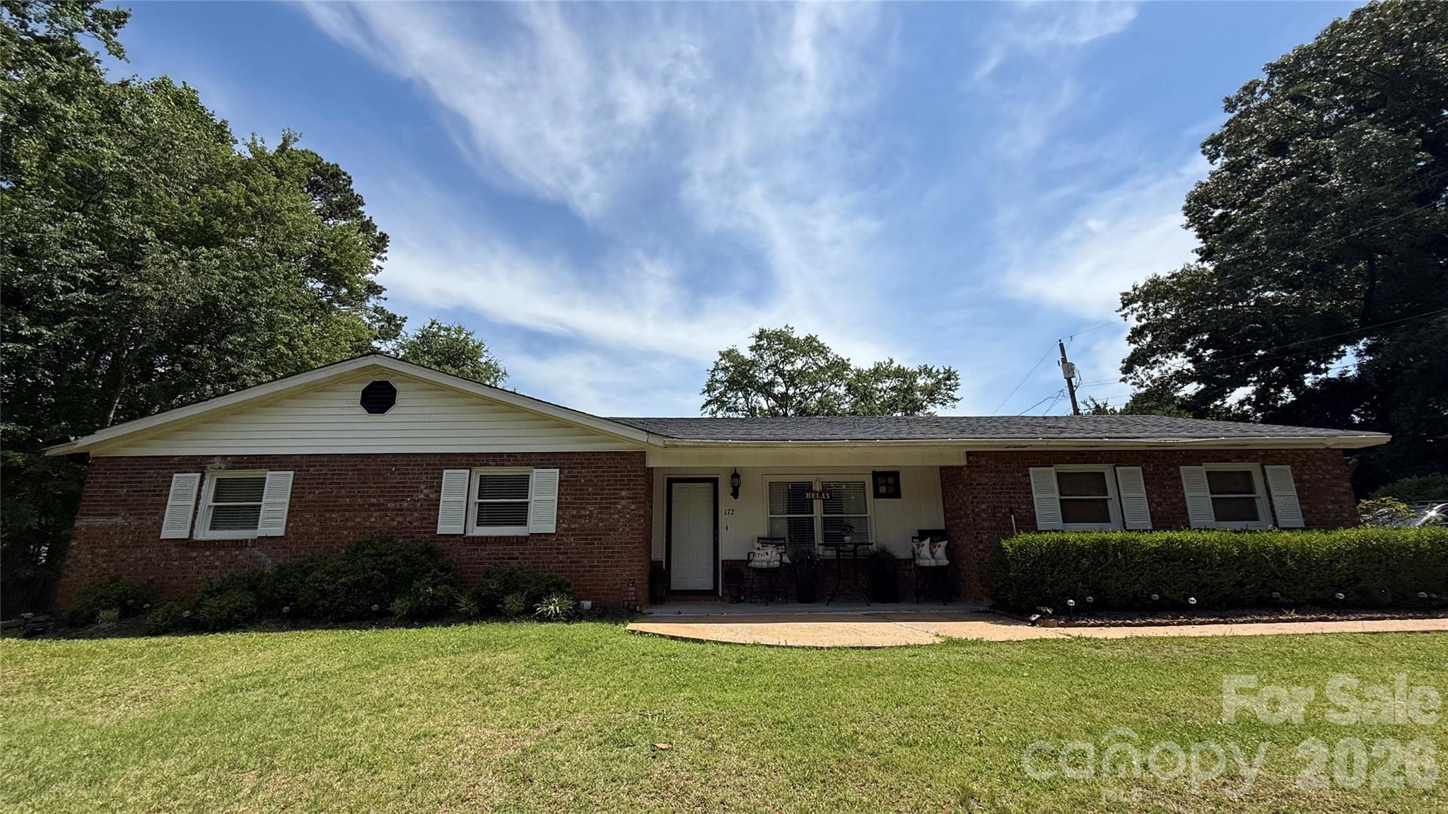 172 Parkland Drive — photo