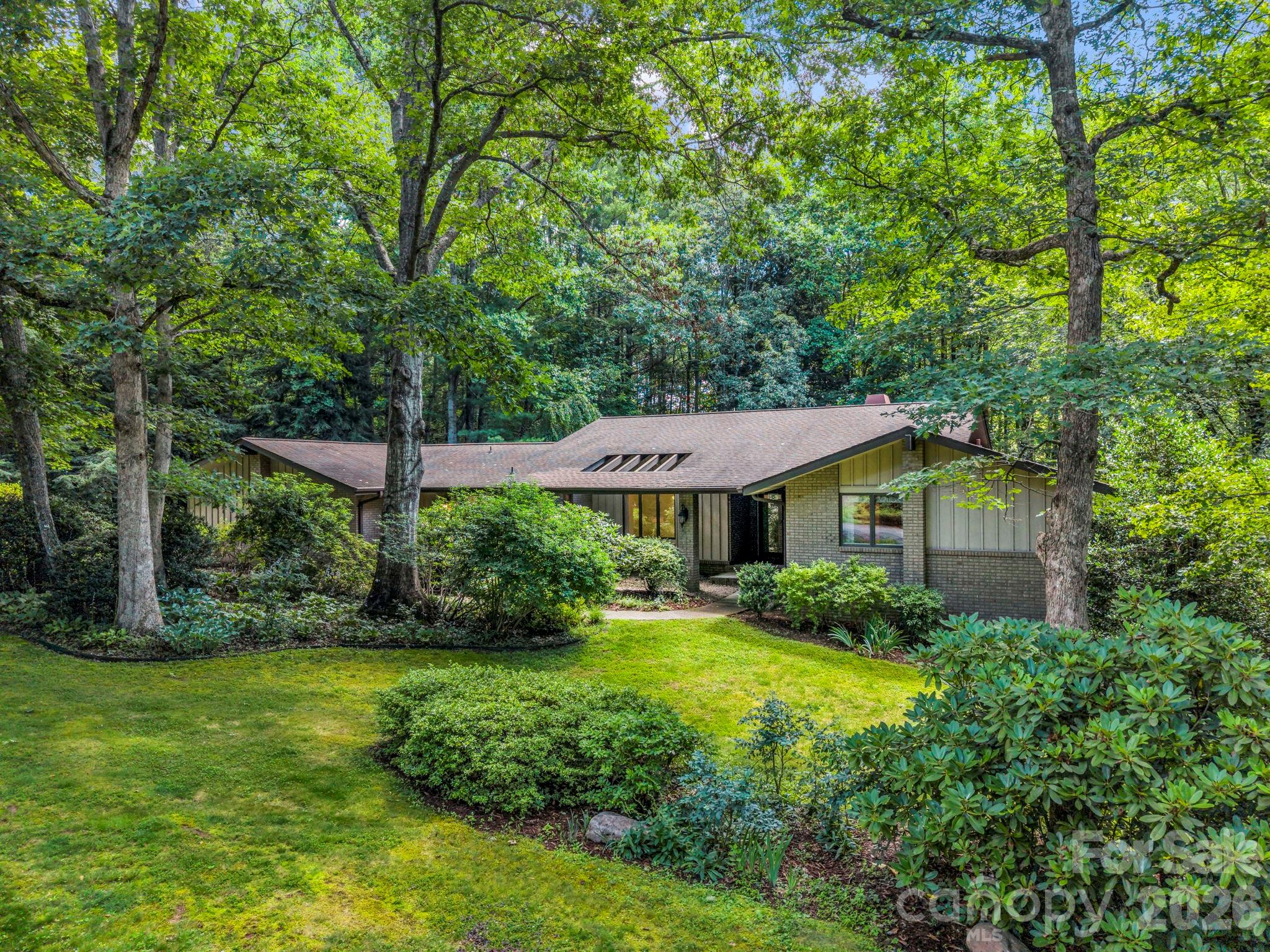 115 Woodhaven Drive — photo