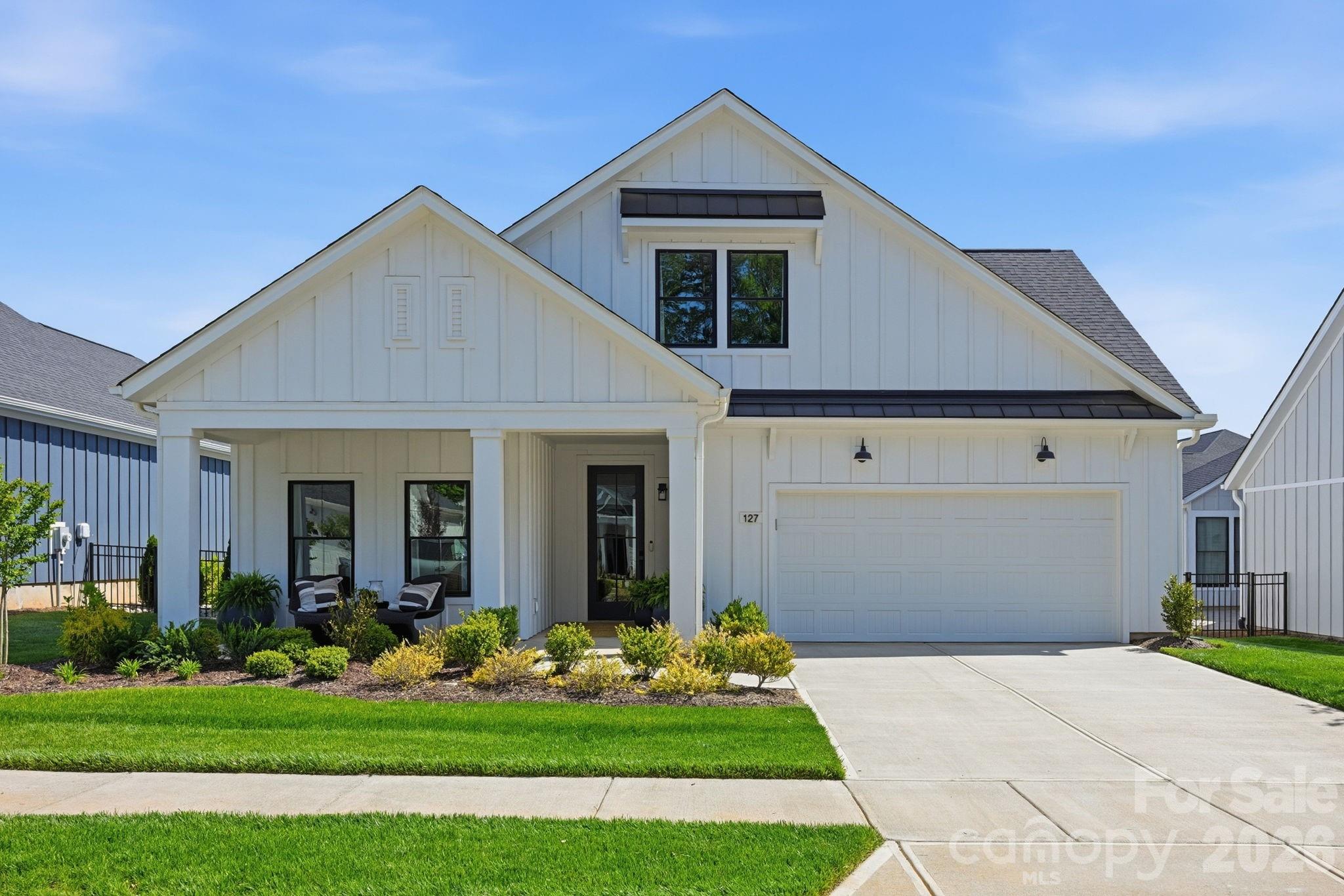 127 Lake Cove Way — photo