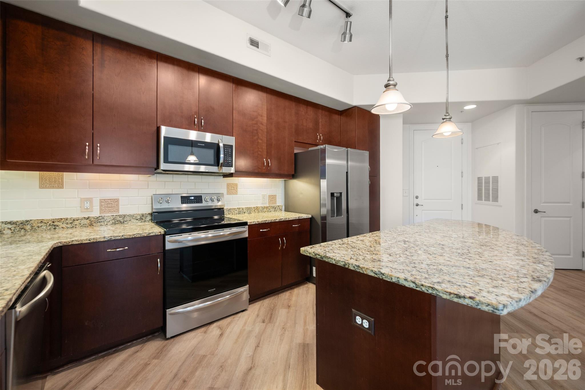 4620 Piedmont Row Drive 304 — photo