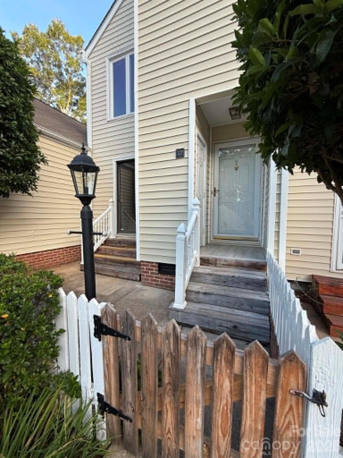 327 Eastwood Drive — photo