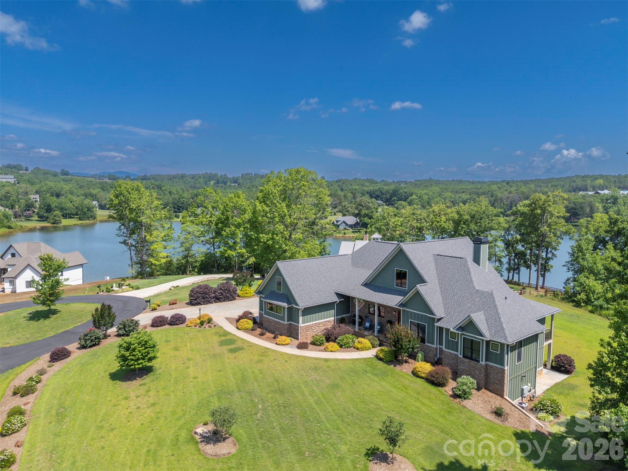 398 Mapleton Lane, Columbus, NC 28722 — photo 2