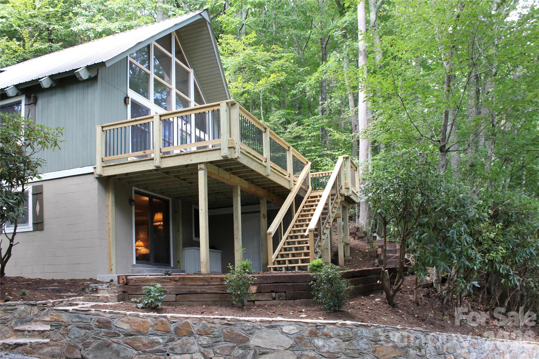 119 Fox Den Road — photo