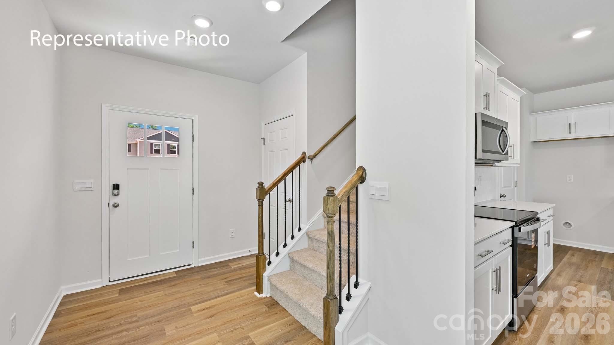 950 Two Brothers Lane — photo