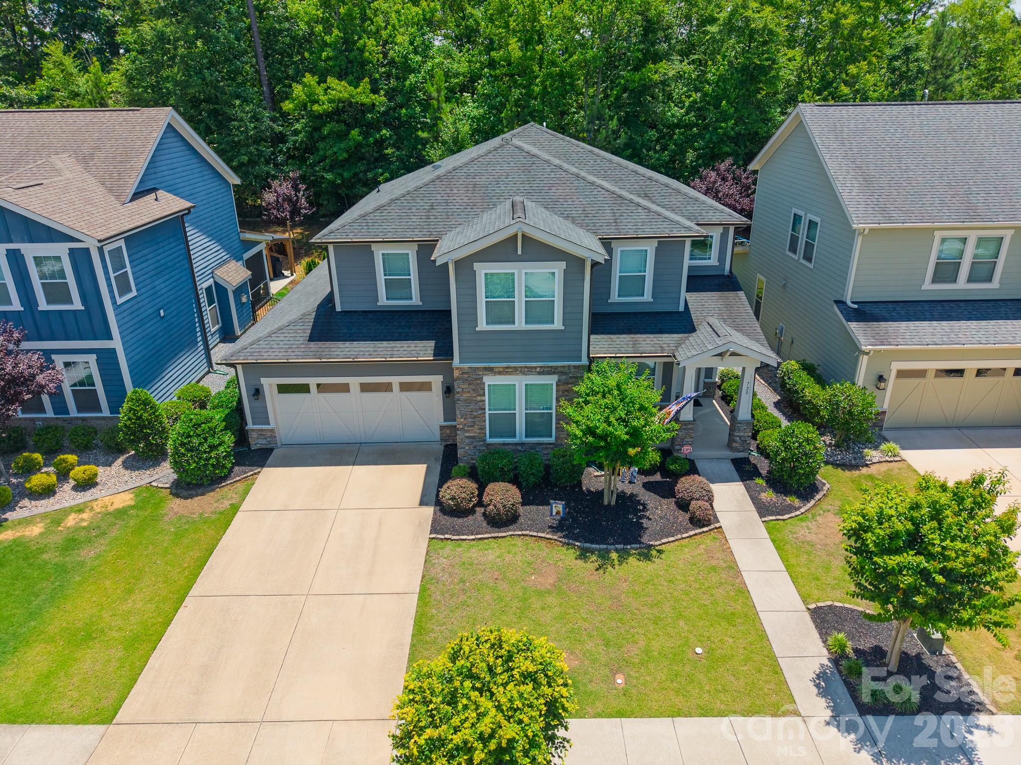 720 Yellow Jessamine Drive — photo