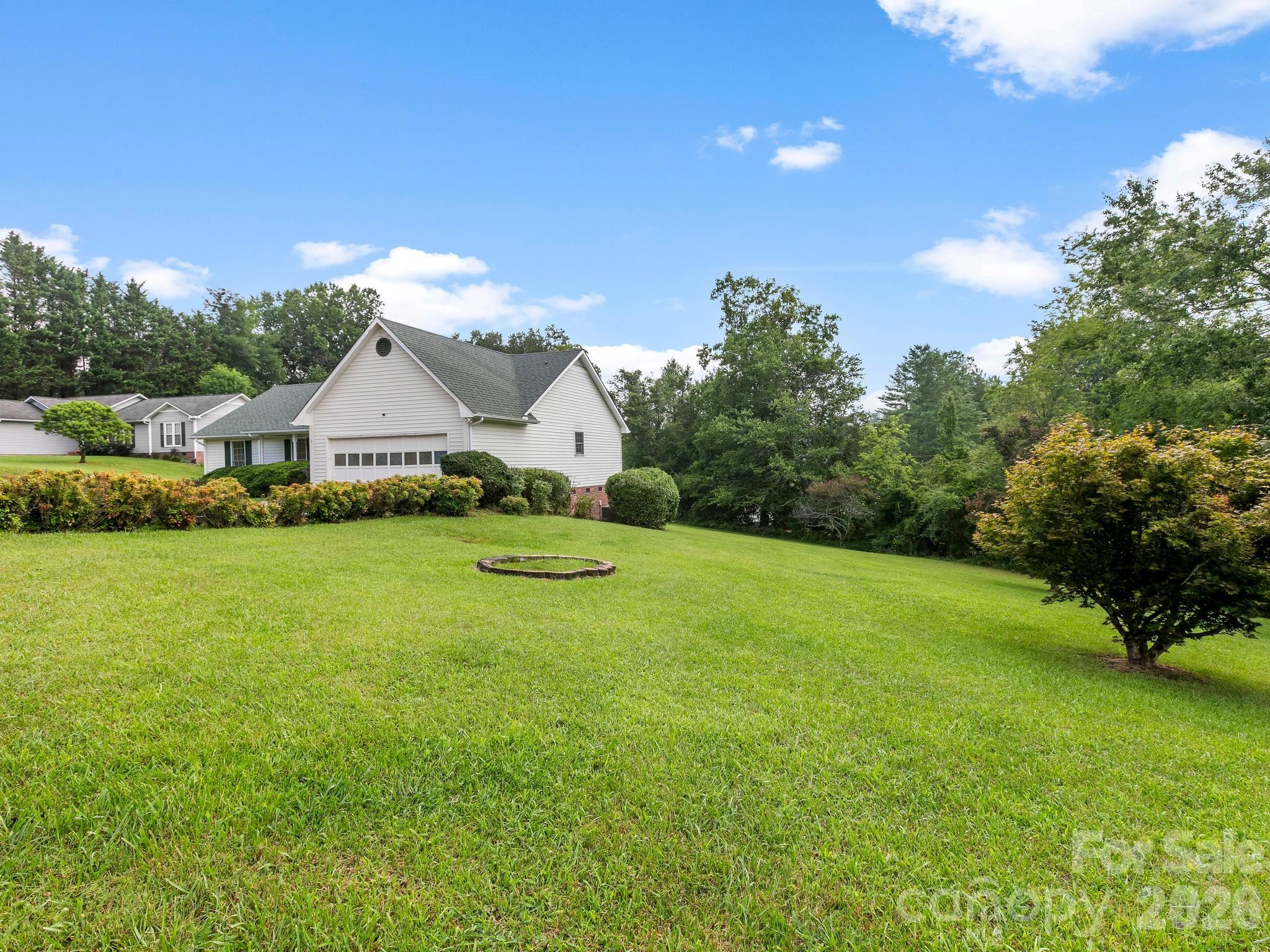 1 Strathmore Drive — photo