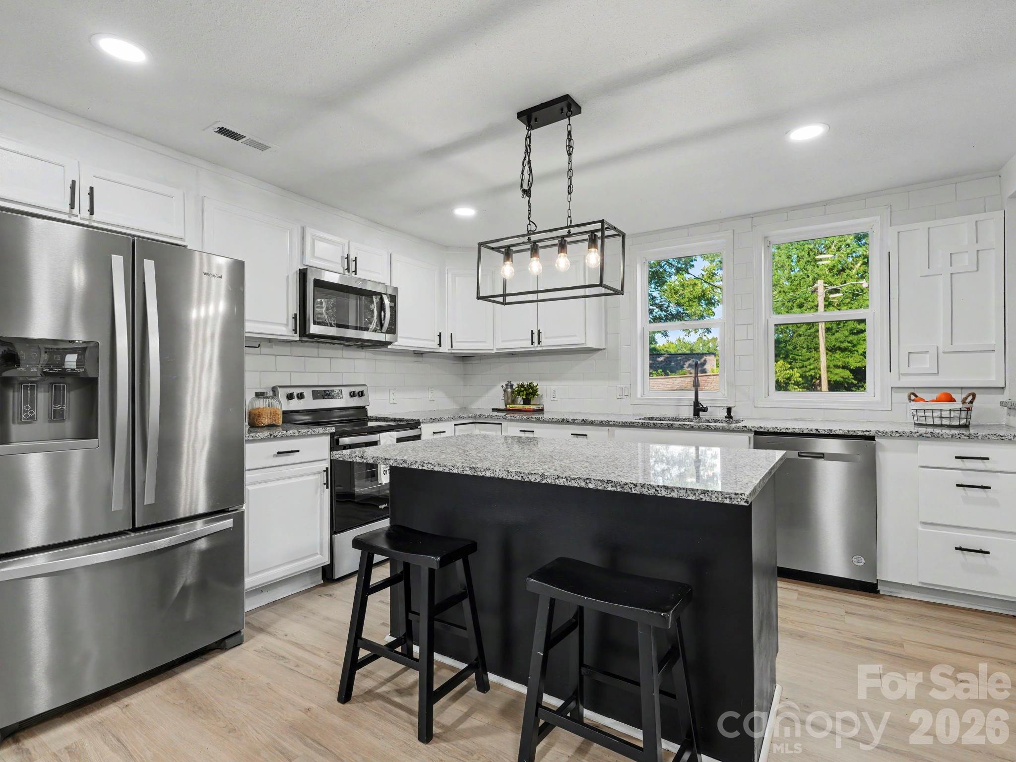 607 Old Charlotte Road SW — photo