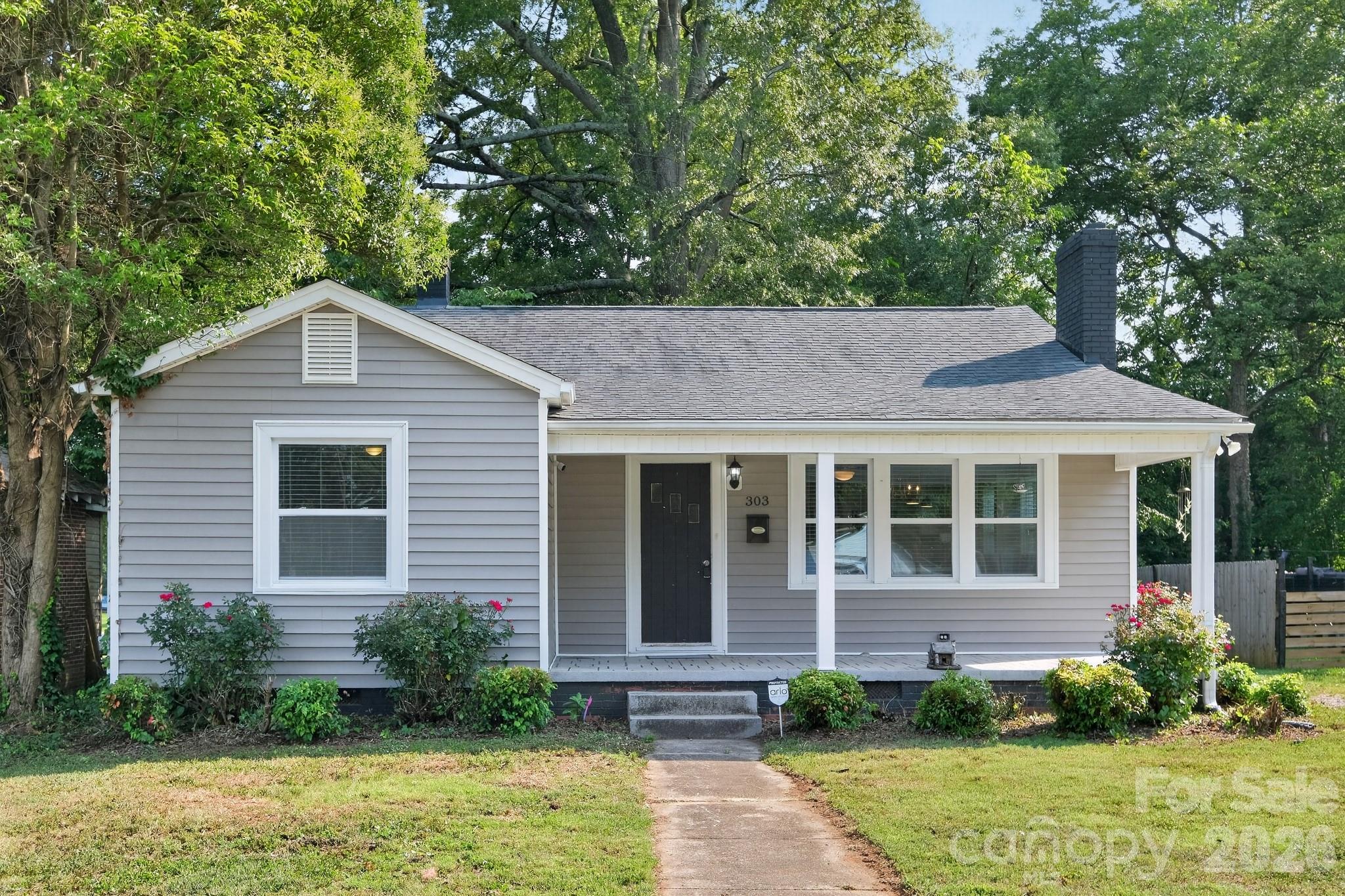 303 W Ketchie Street — photo