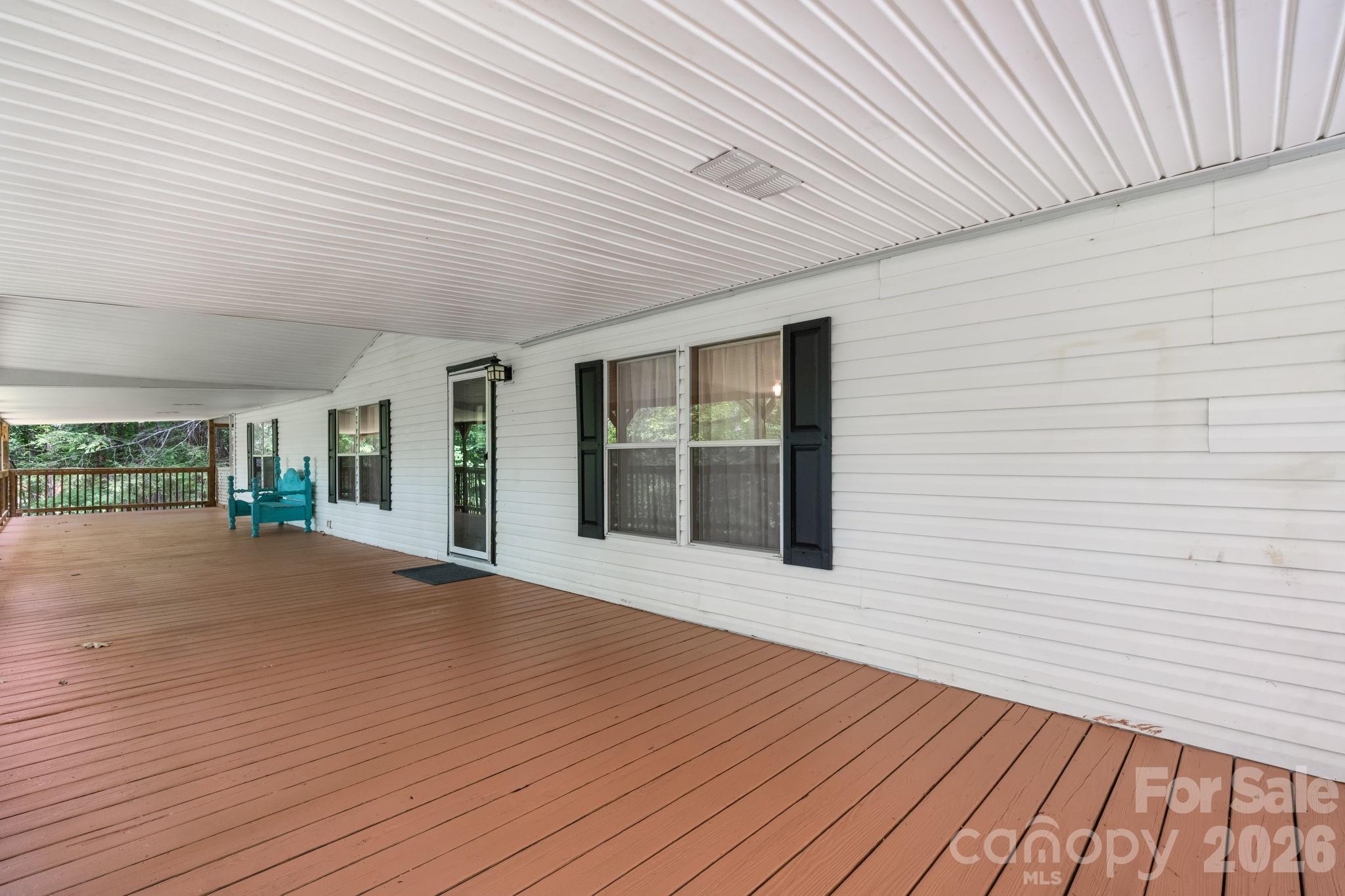 4901 Uncle Freds Place — photo