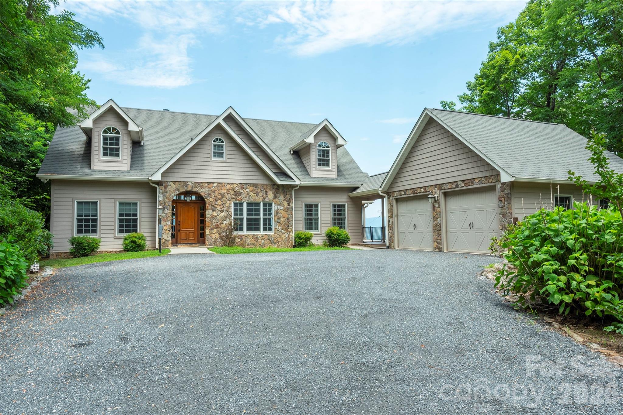 301 Oak Winds Drive — photo