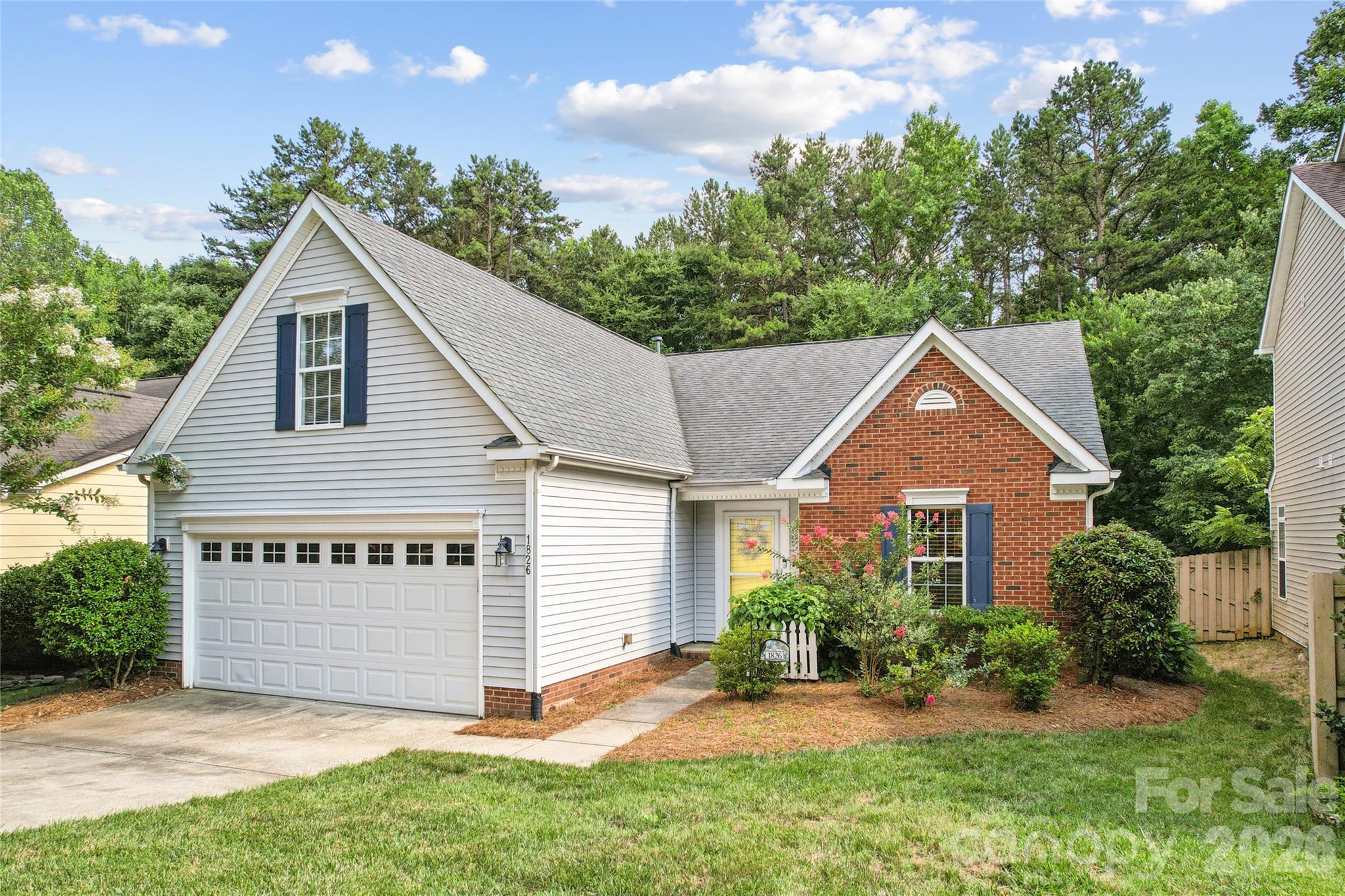 1826 Wilburn Park Lane NW — photo