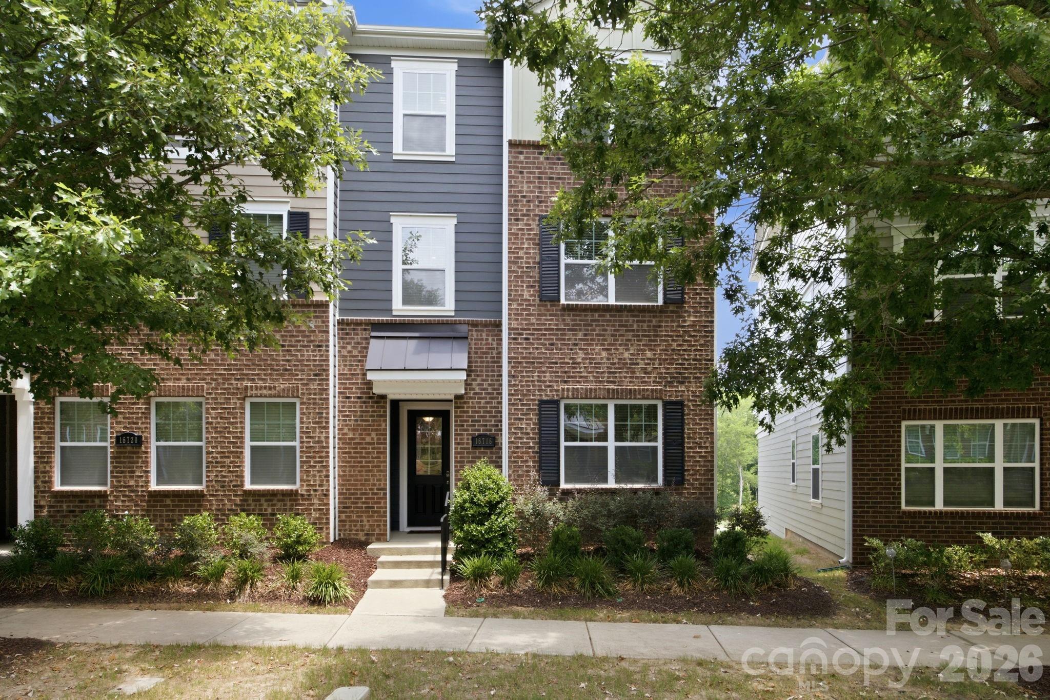 16716 Summers Walk Boulevard — photo