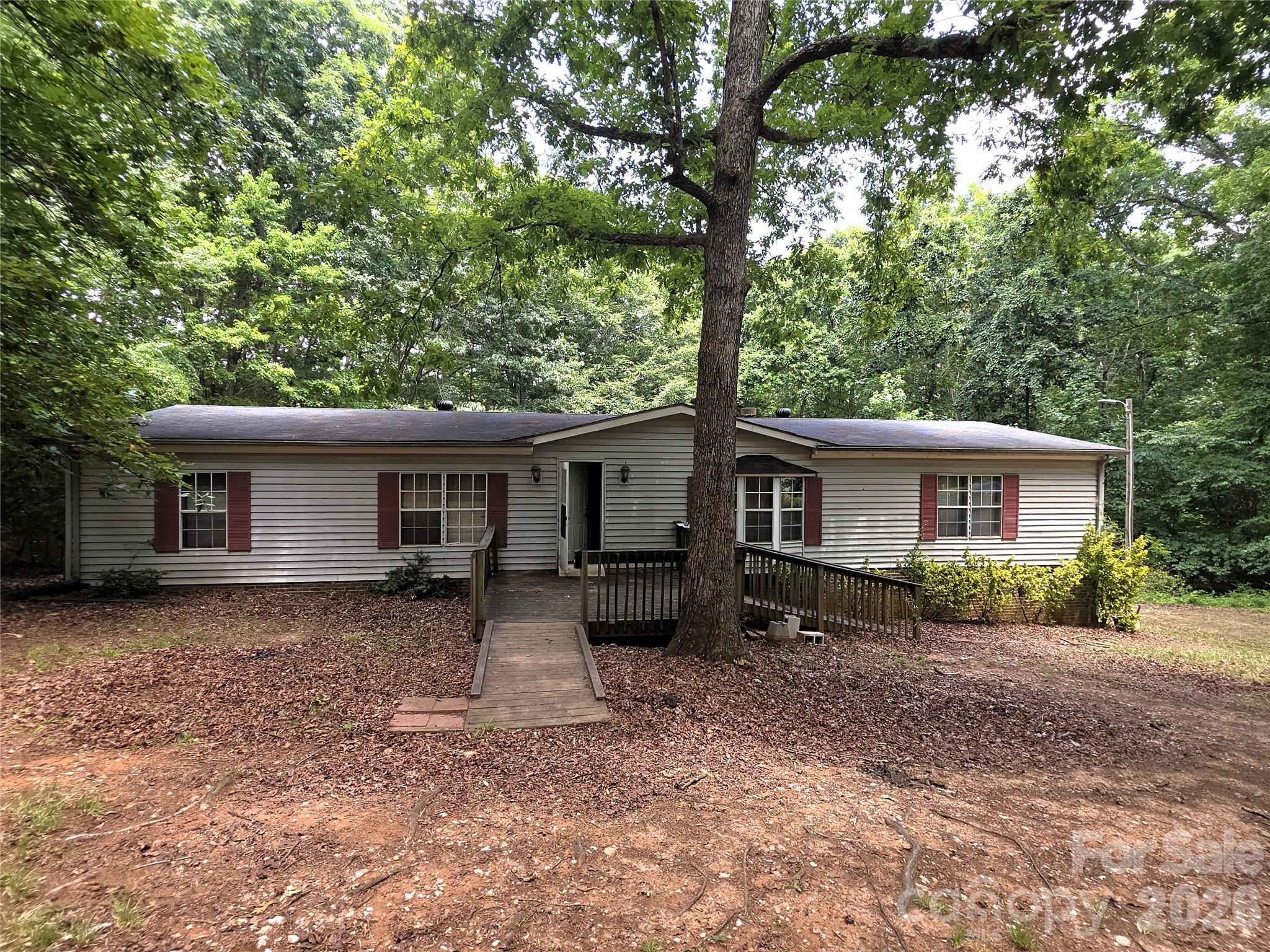 1340 Bowling Green Drive — photo