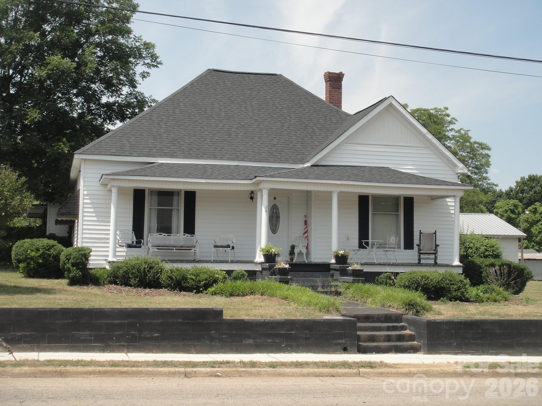 501 W Ryder Avenue — photo