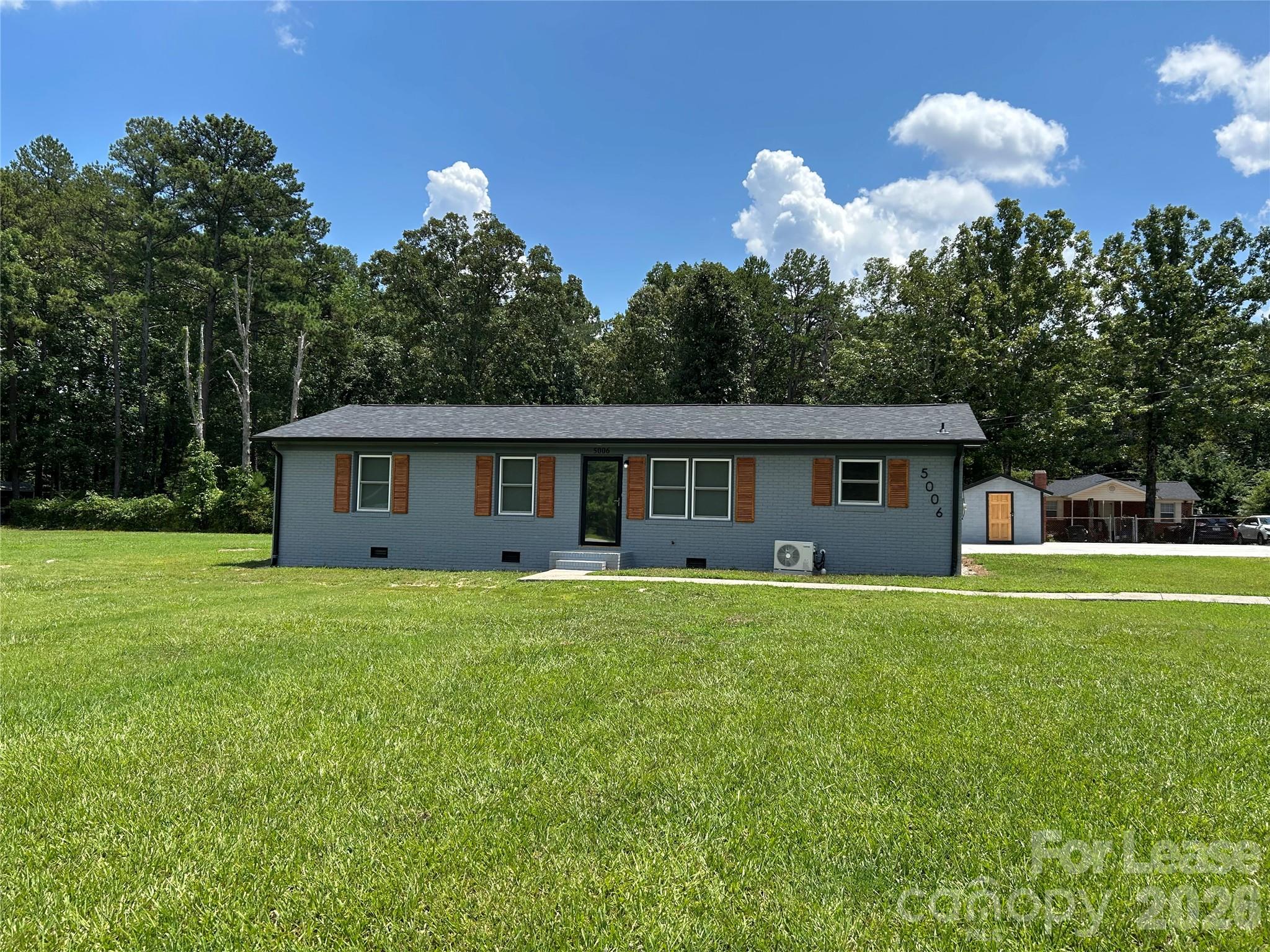 5006 Myers Road — photo