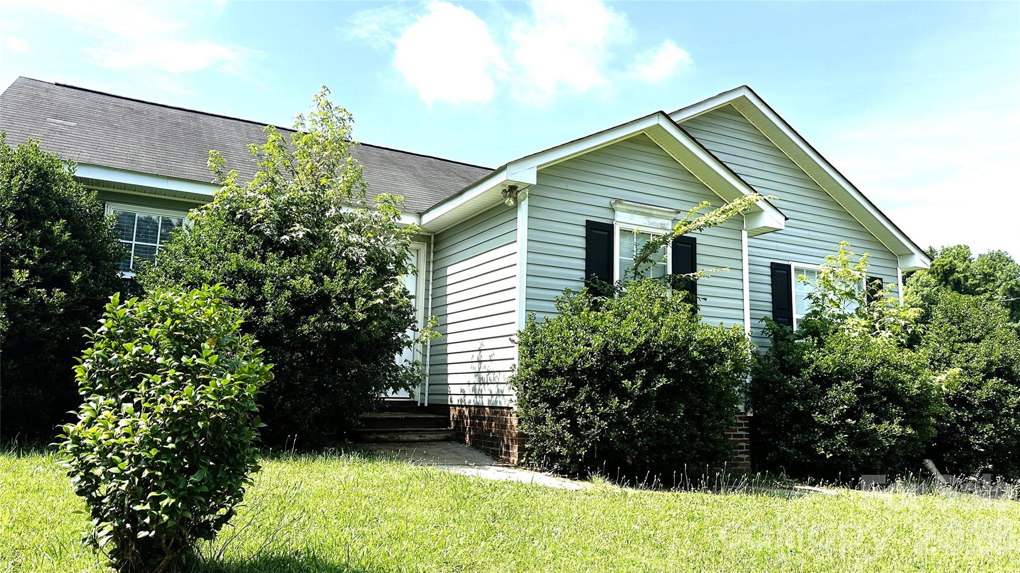 5113 Milhaven Lane — photo