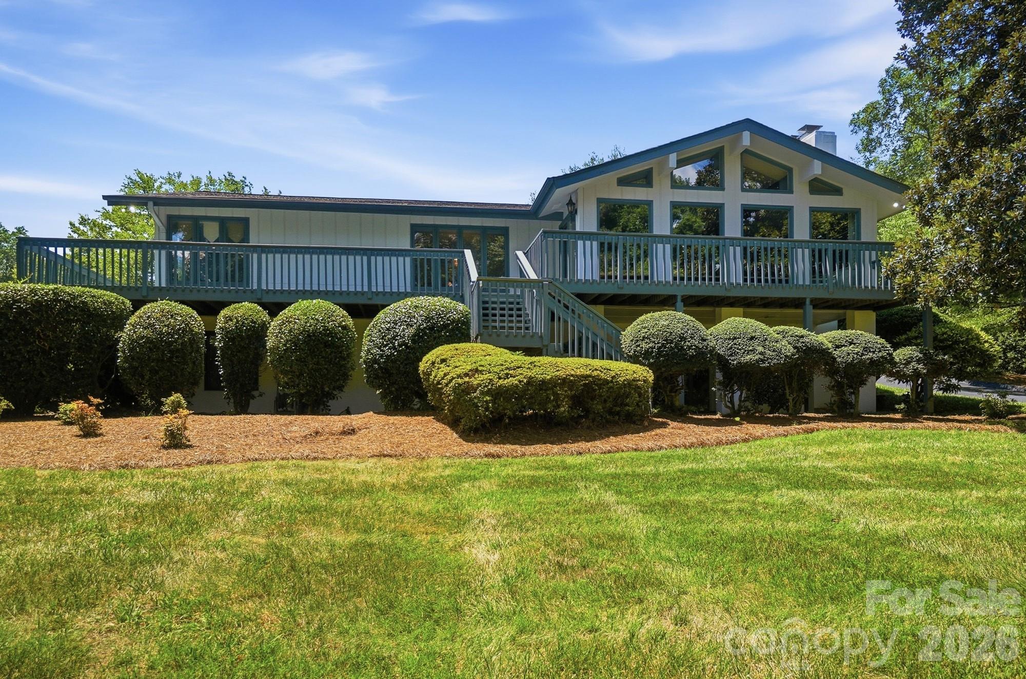 1507 Heatherloch Drive — photo