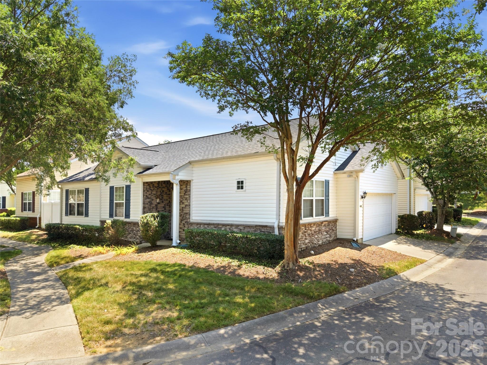 9035 Meadowmont View Drive — photo