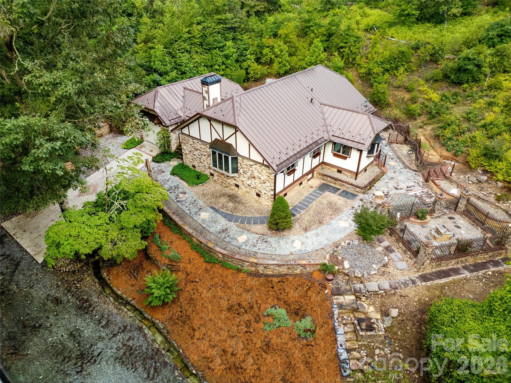 275 Hubbard Hollow Road — photo