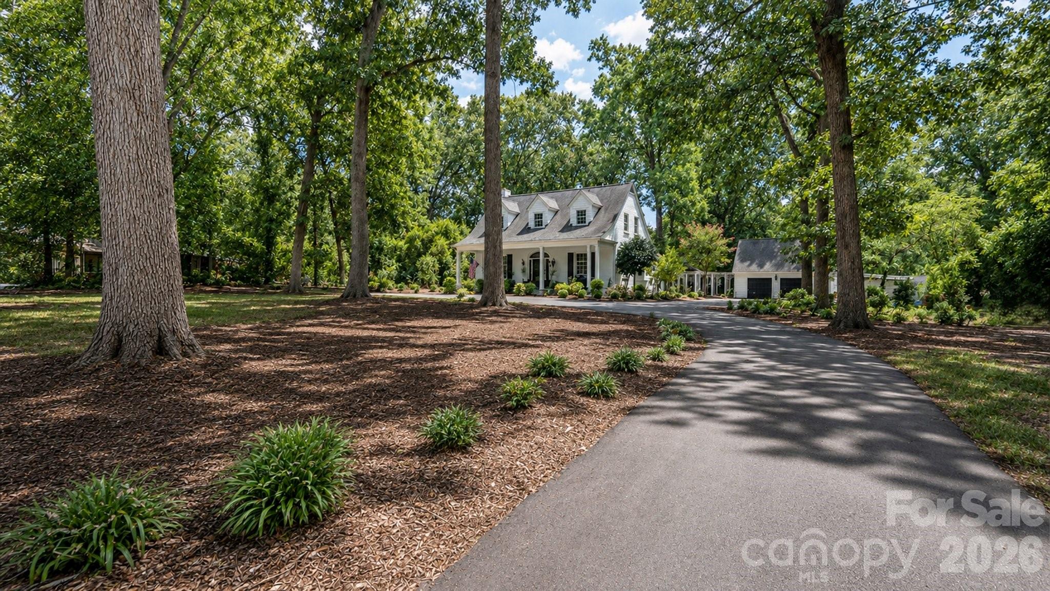 1208 E Franklin Street — photo