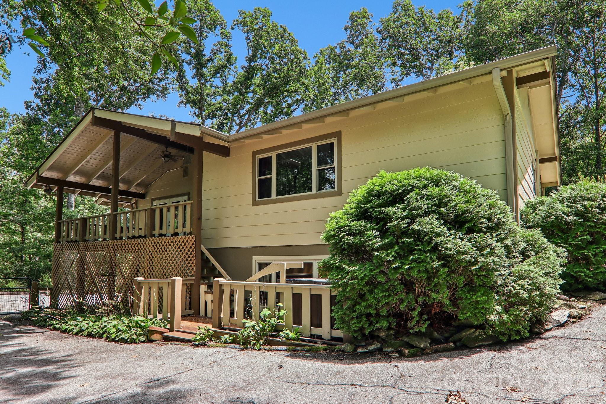 3 Edelweiss Drive — photo