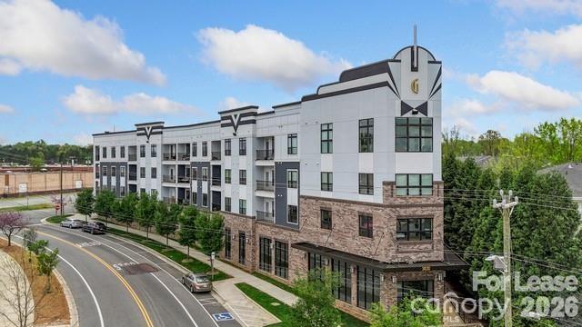 3630 N Davidson Street 3308 — photo