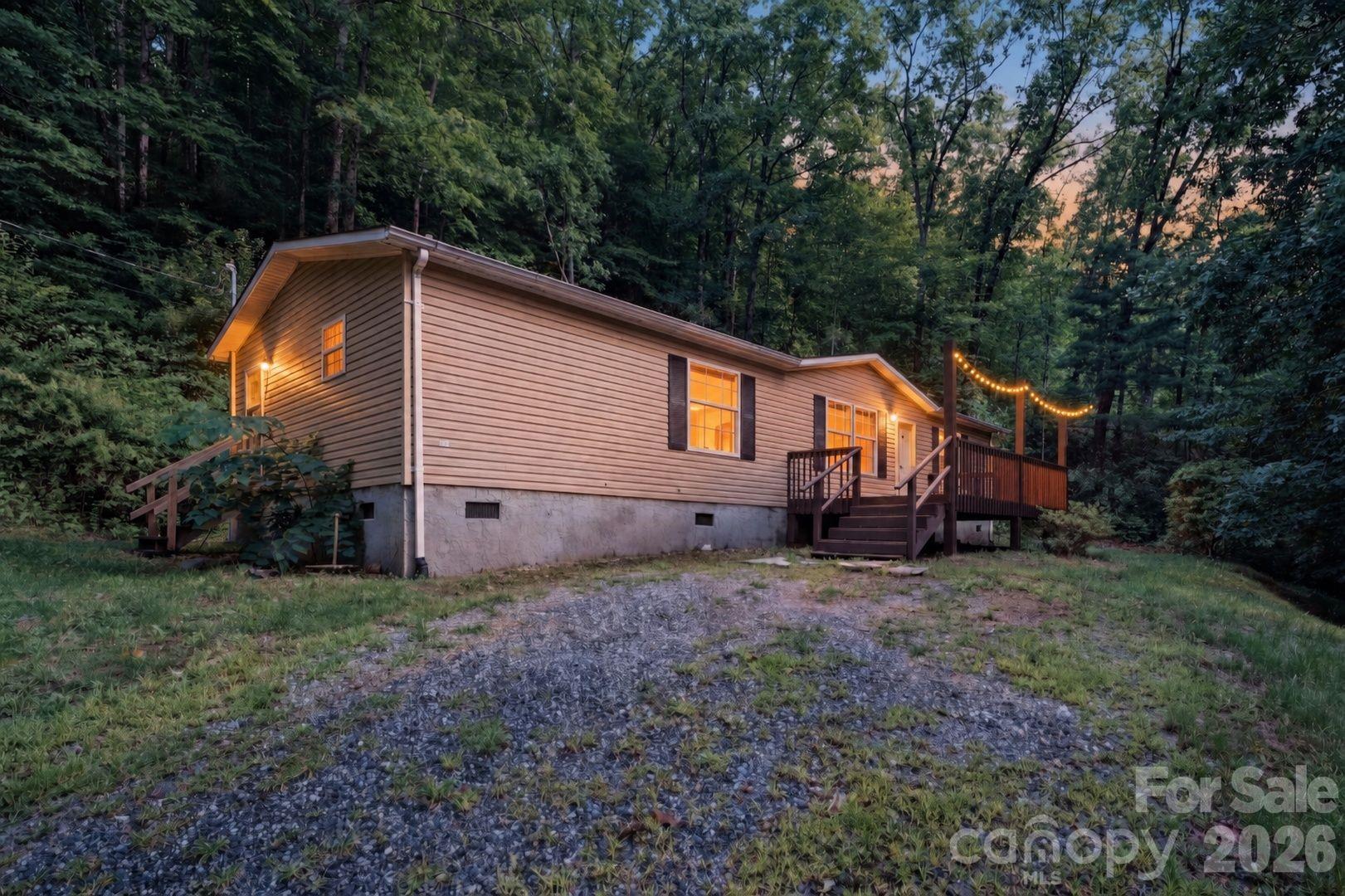 55 Twin Oaks Lane — photo