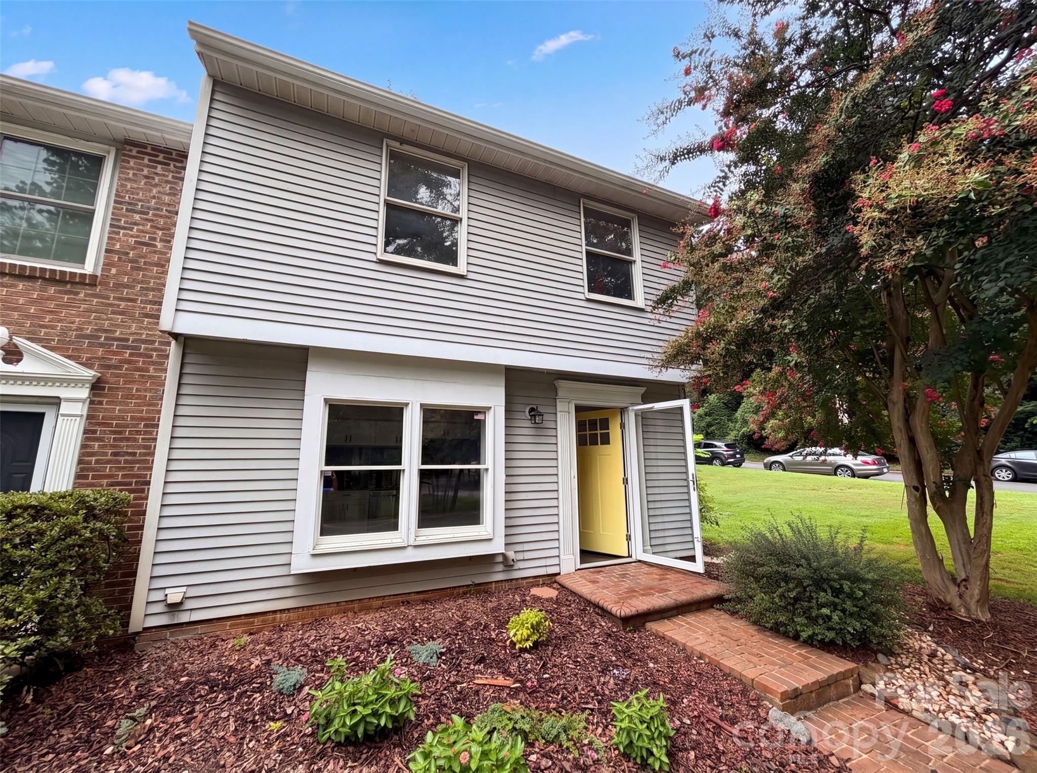 1500 Waybridge Lane 0 — photo