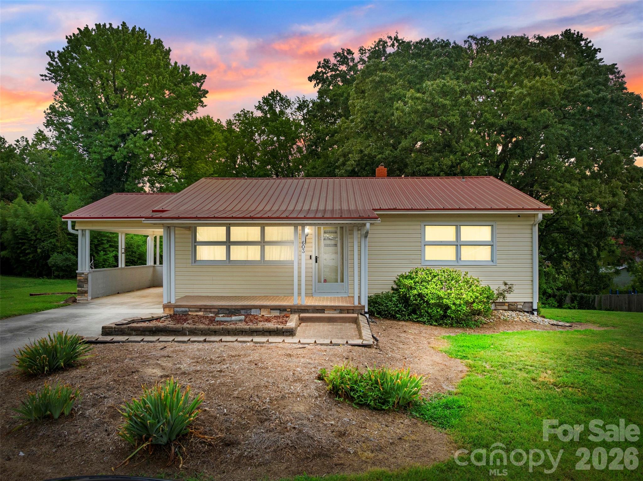 603 Duke Street — photo