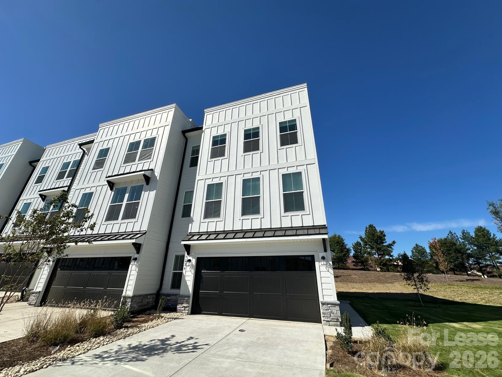 9234 Walnut Hill Road — photo