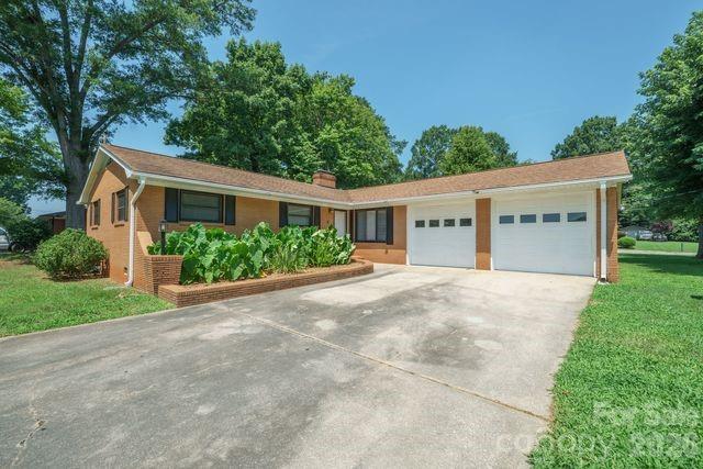 100 Piedmont Drive — photo