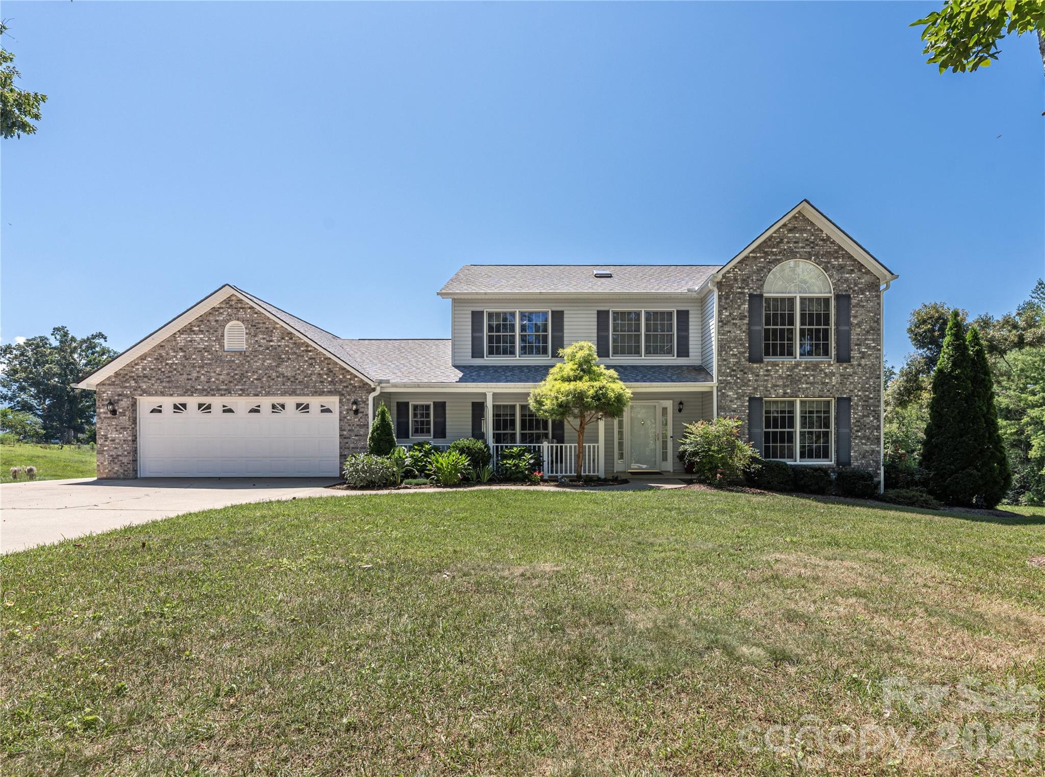 35 Forest Knoll Drive — photo