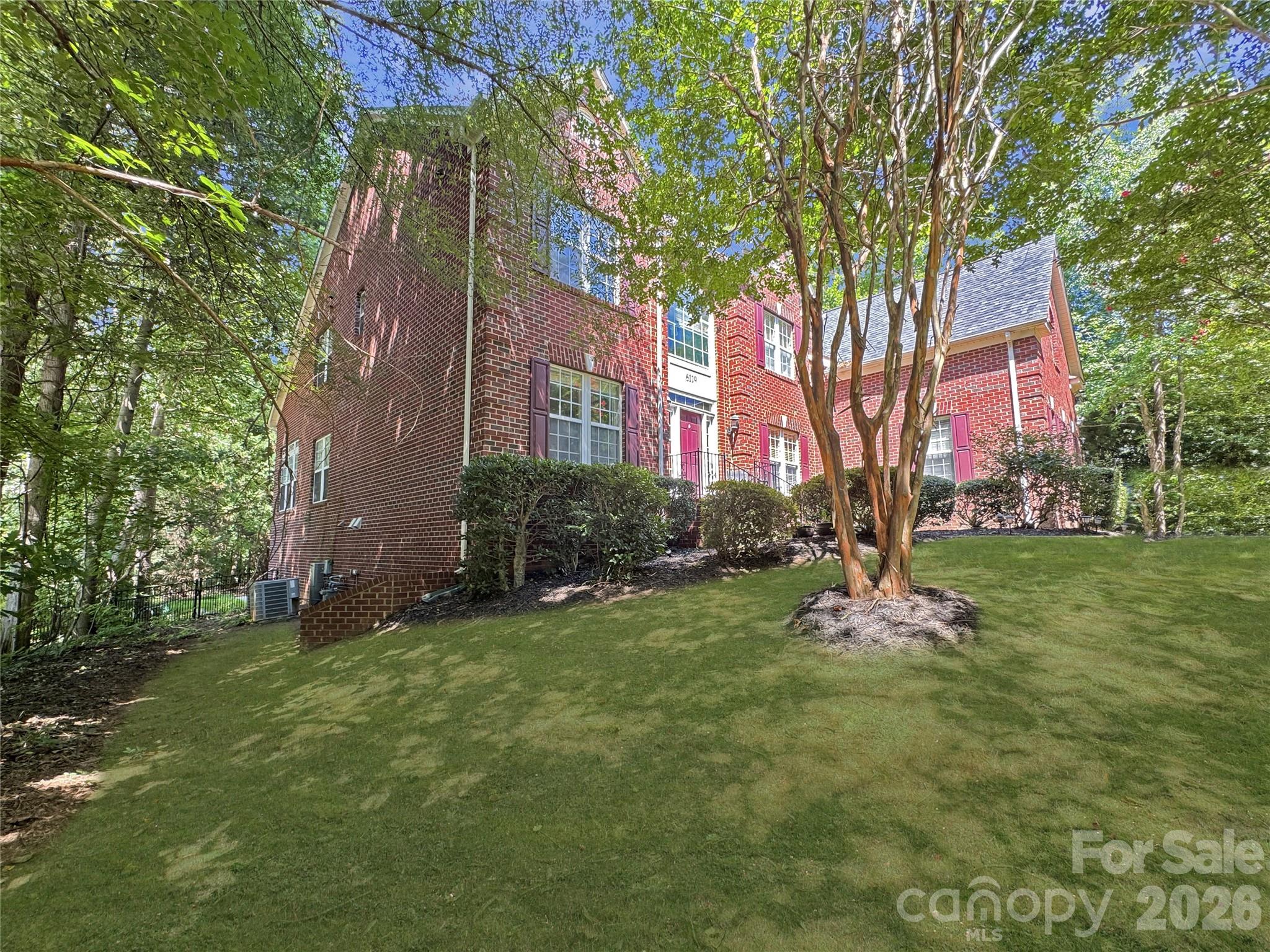 6119 Savannah Grace Lane — photo