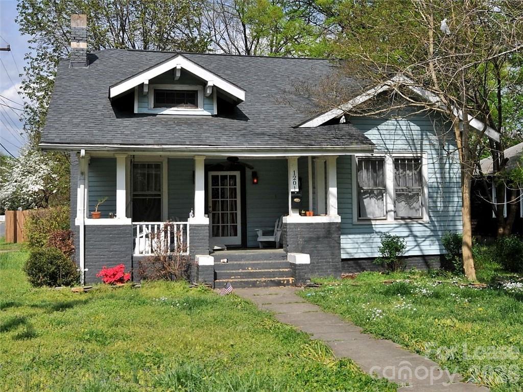 1201 E 35th Street — photo