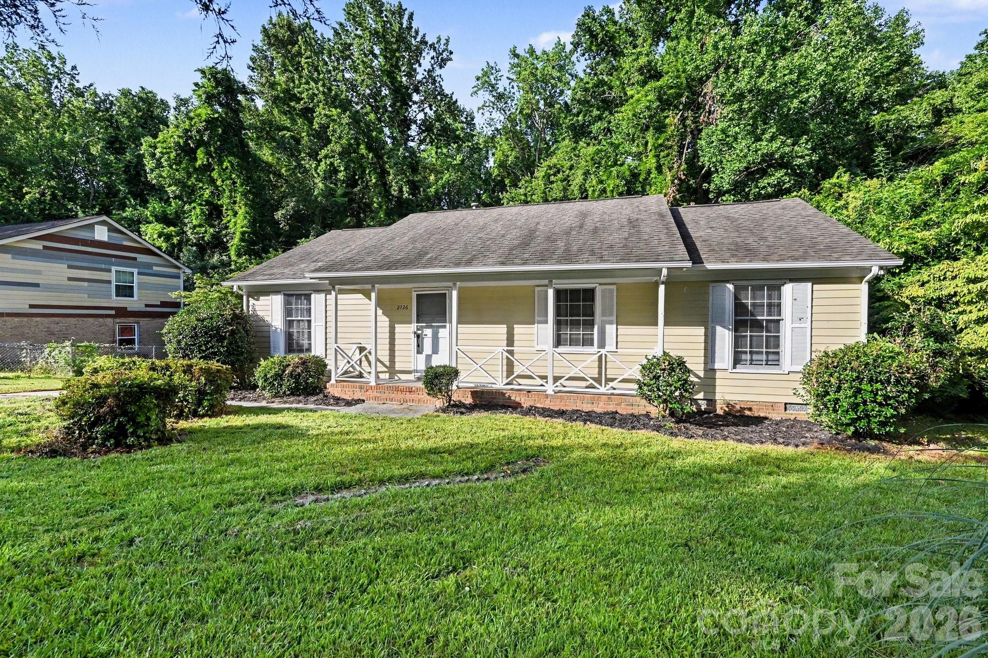 2726 Meadowcliff Drive — photo