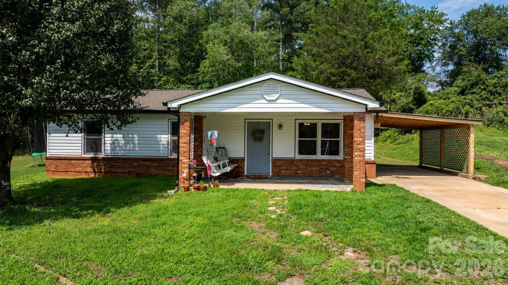 5149 Bloomfield Estate — photo