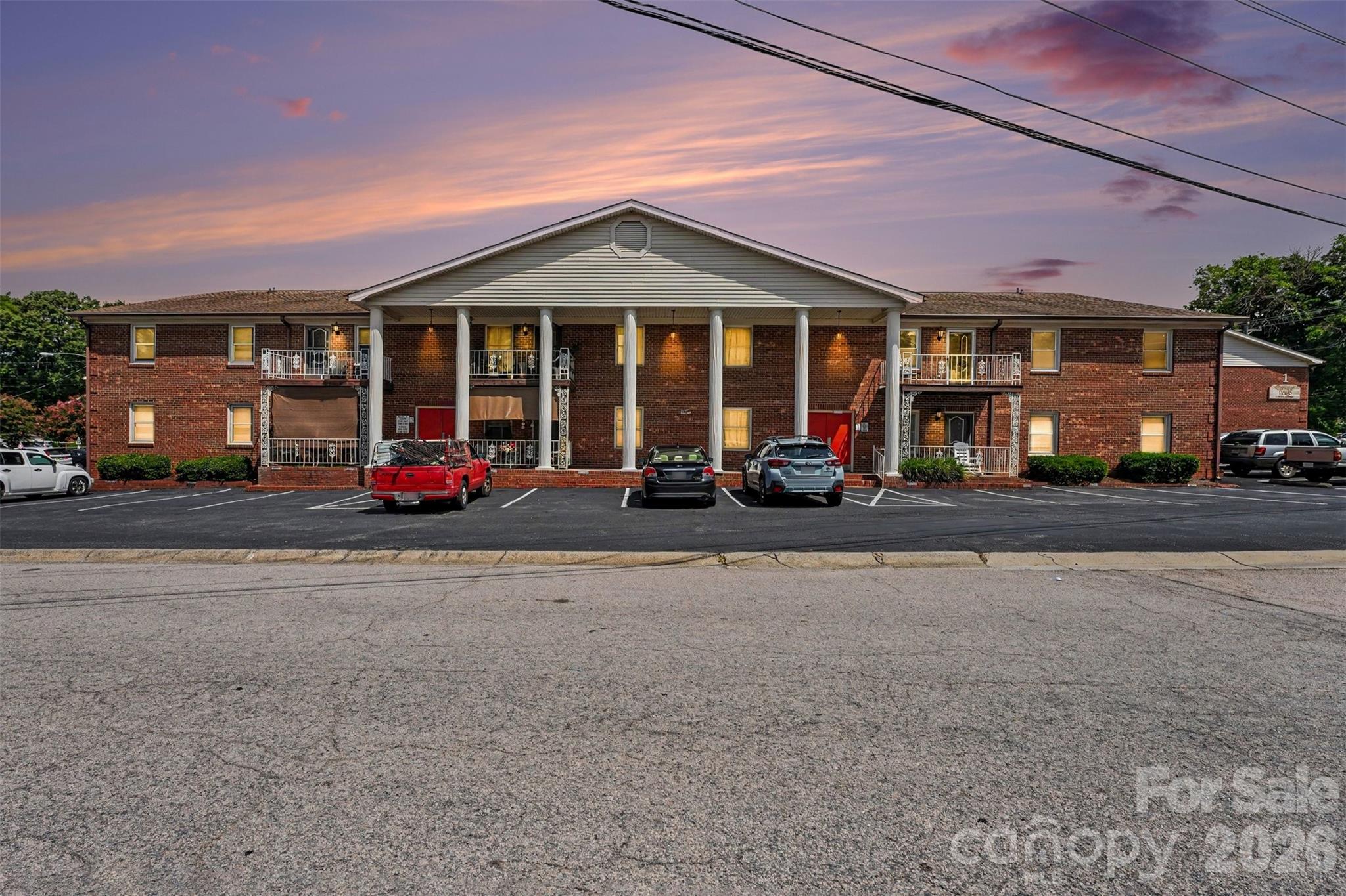 112 Briarcliff Drive — photo