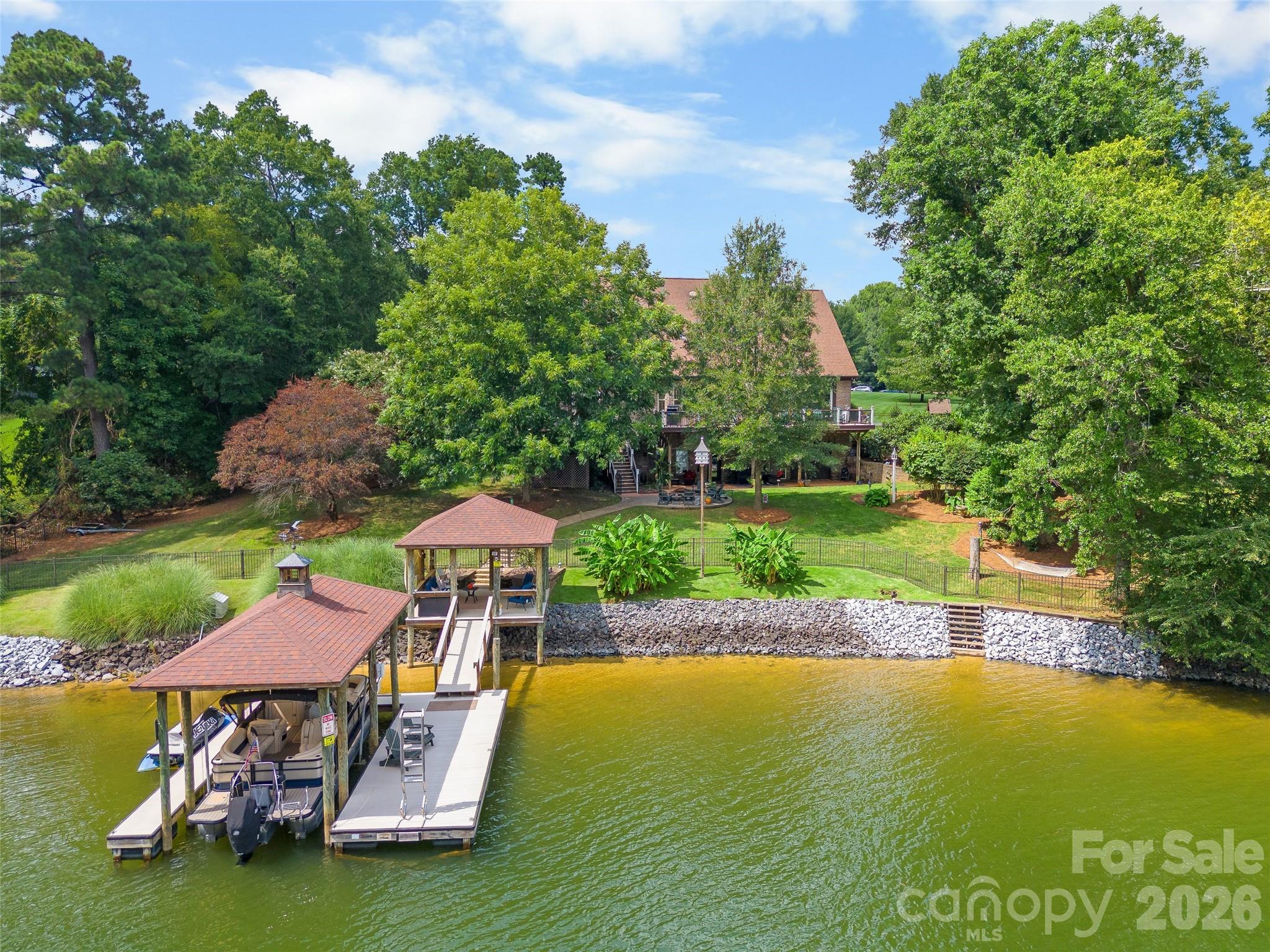 5301 Masons Ferry Road — photo