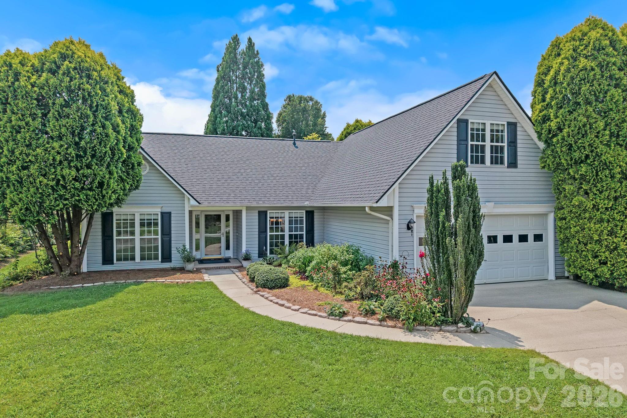 200 Planters Creek Road — photo
