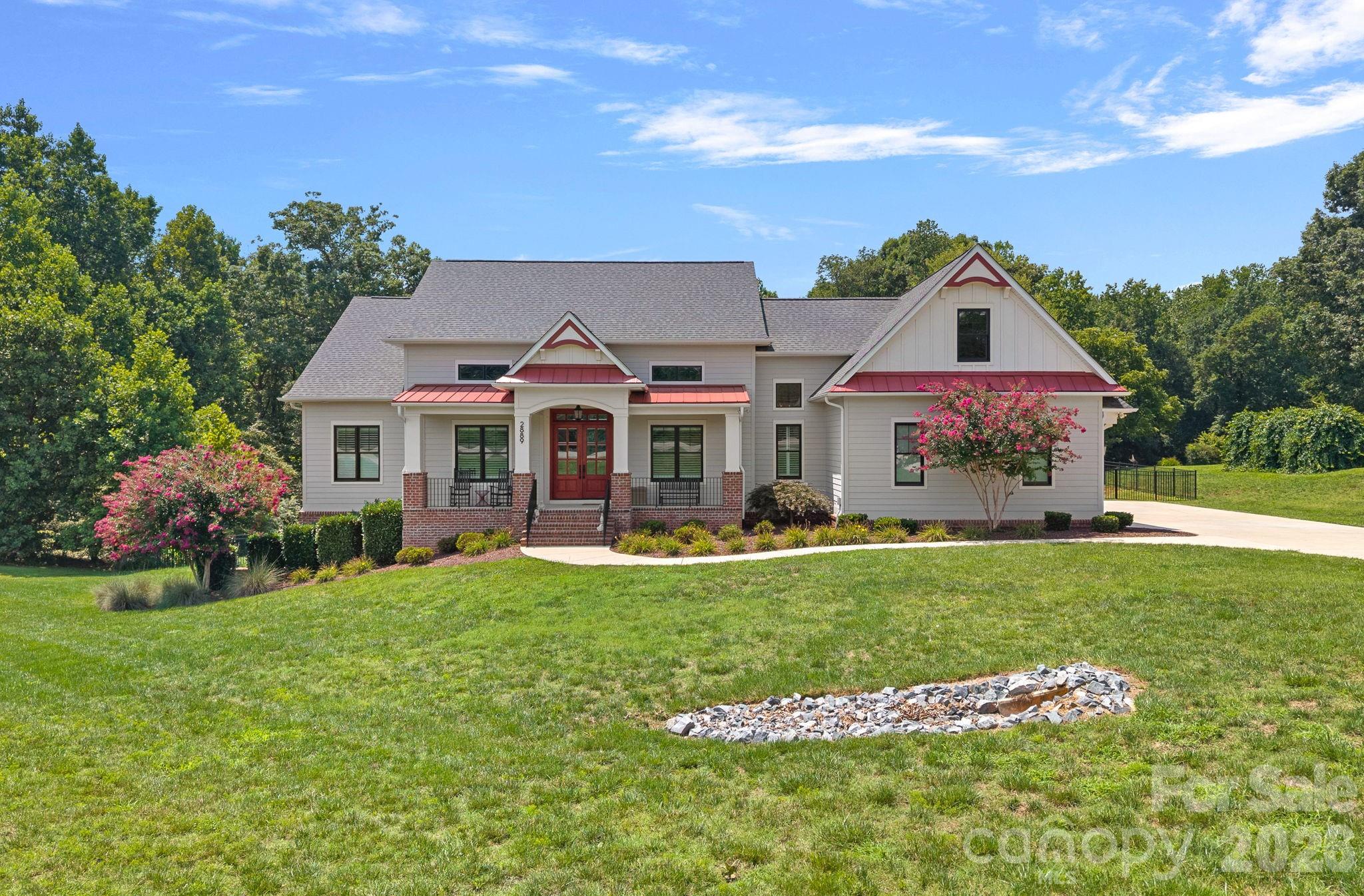 2889 Mount Pleasant Road — photo