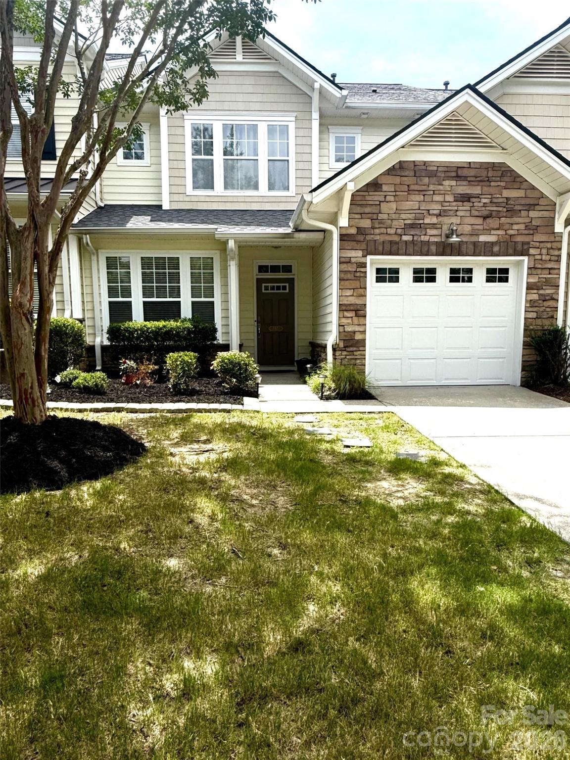 555 Pine Links Drive — photo