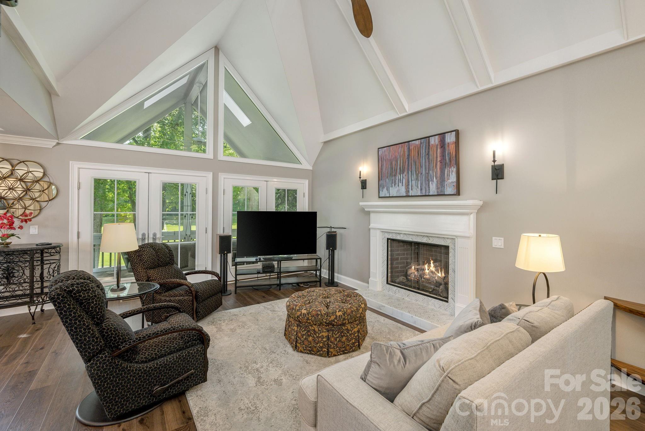 128 Overlook Drive — photo
