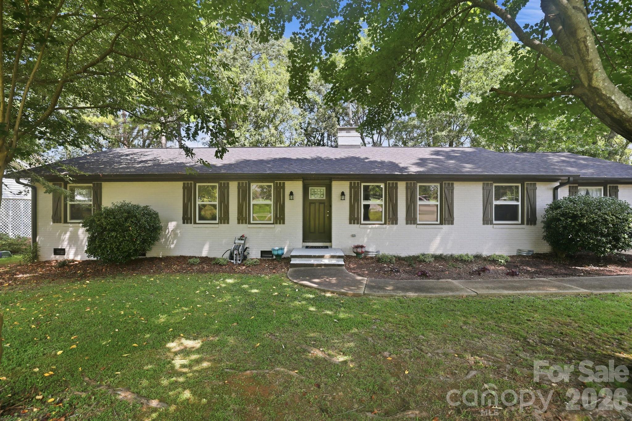 1053 Christopher Circle — photo