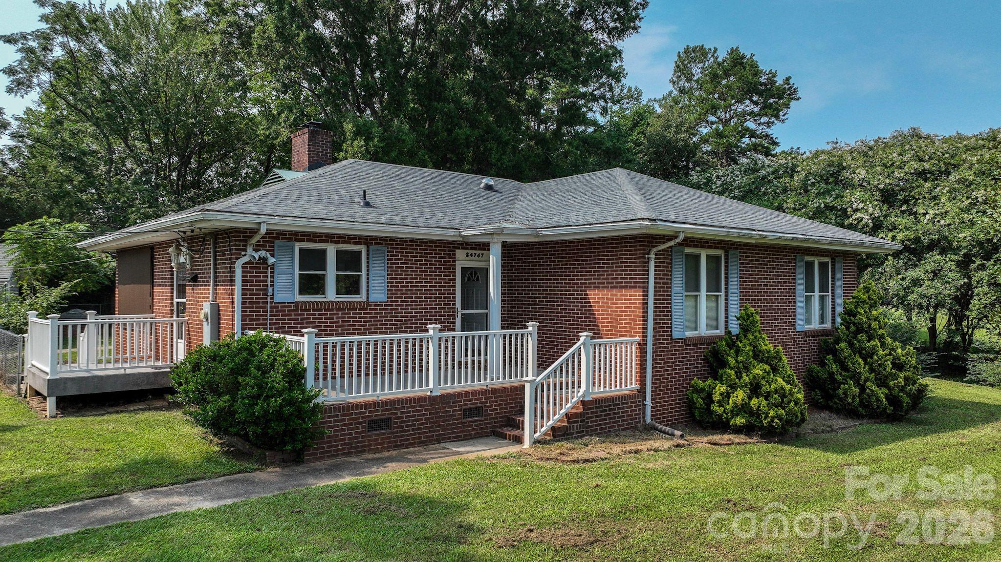 24747 Millingport Road — photo