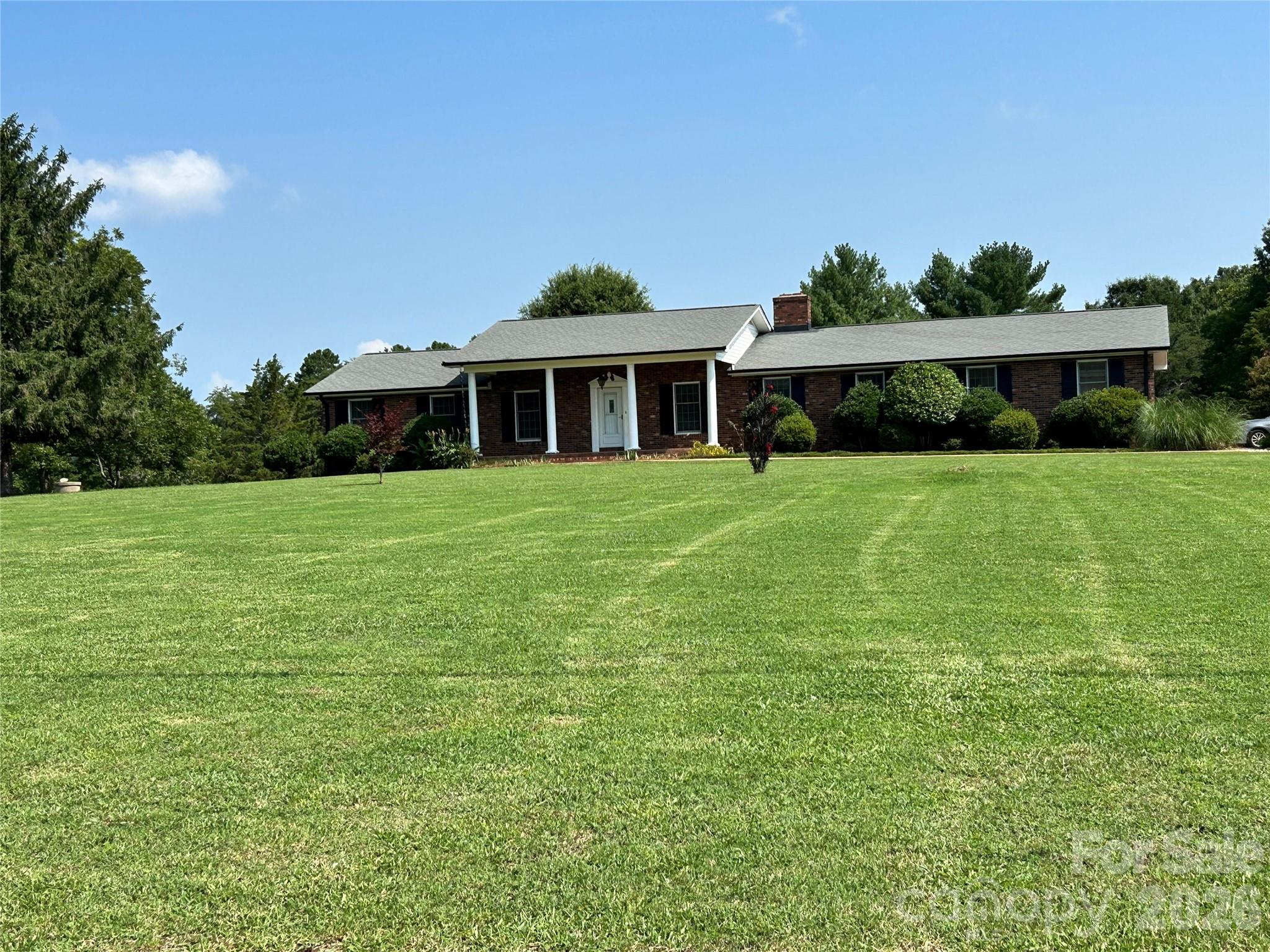 3040 E Maiden Road, Maiden, NC 28650 — photo 2